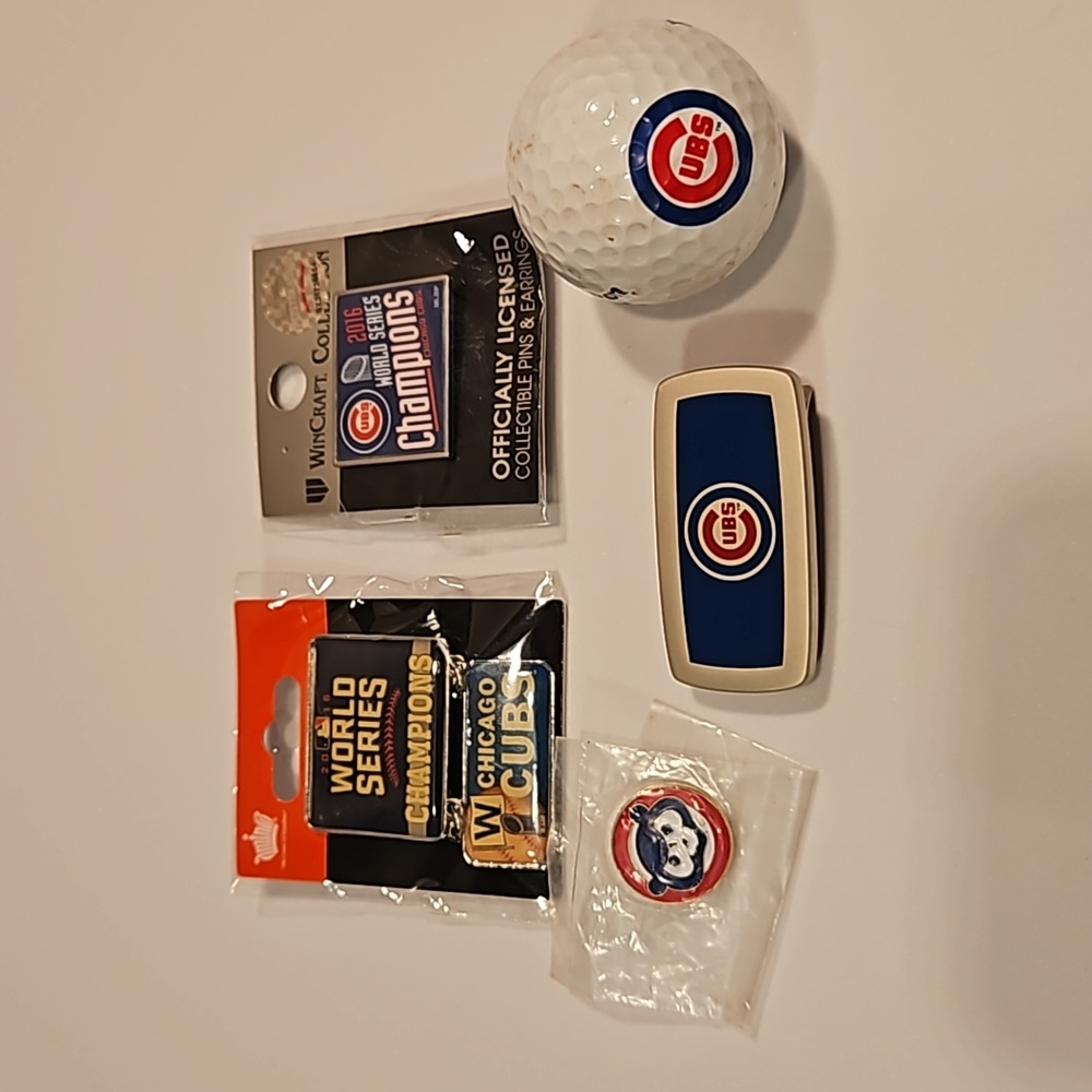 Chicago Cubs Pins Money Clip Golf Ball Lot